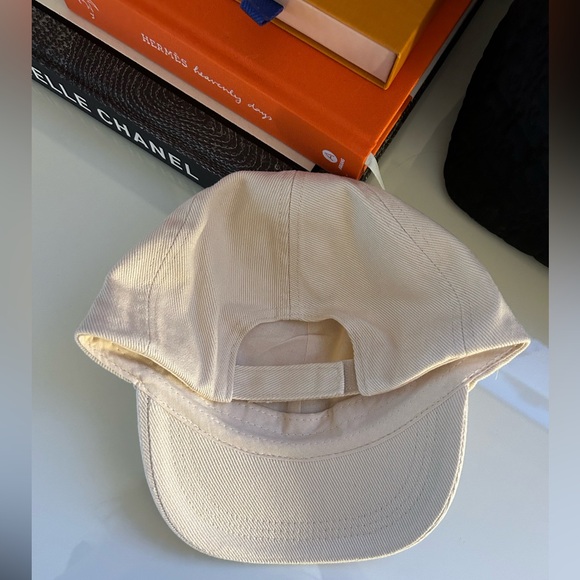 Zara Kids Cream Baseball Cap - Picture 2 of 3